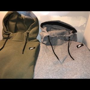 2 Nike Tech Hoodies Sz M